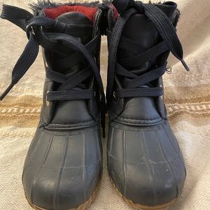 Tommy Hilfiger Size 6M Duck Boots A/G